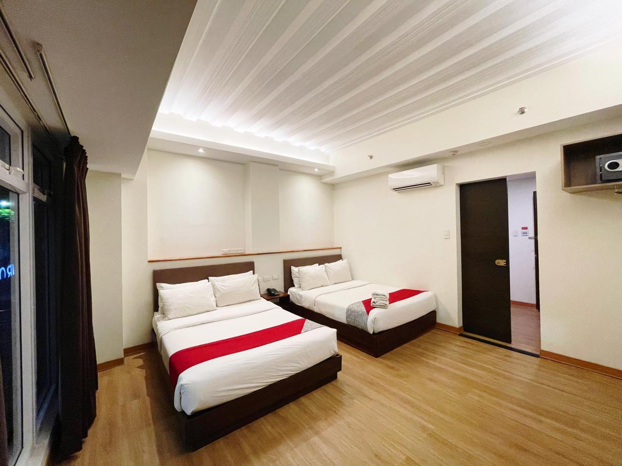 Airo Hotel Manila Exterior photo